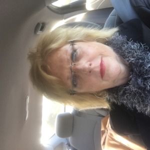 Meet your Posher, Deborah